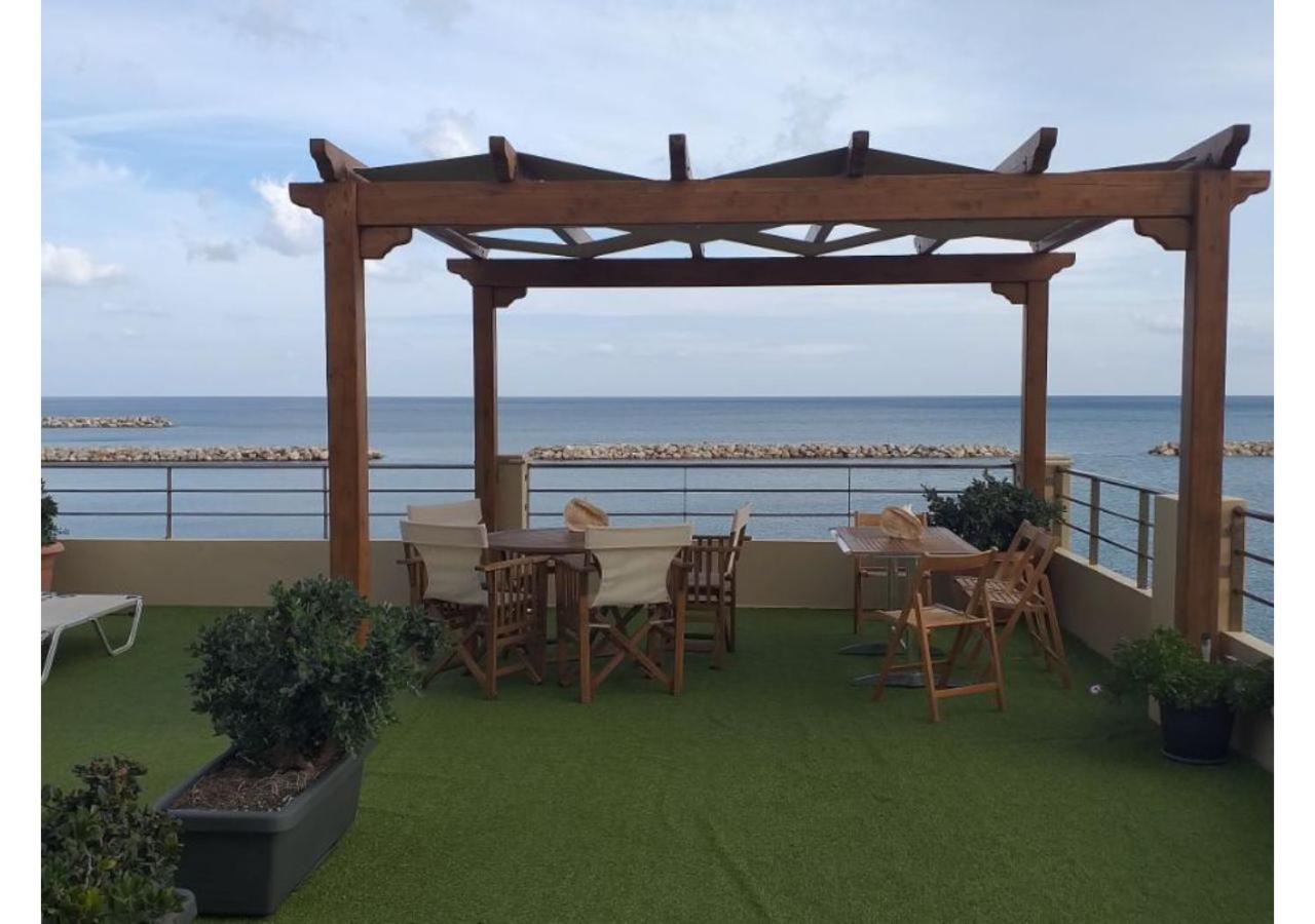 Xristinas Seaside Apartments Kolymbari Exterior photo